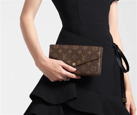 lv pochette felicie size|louis vuitton pochette black.